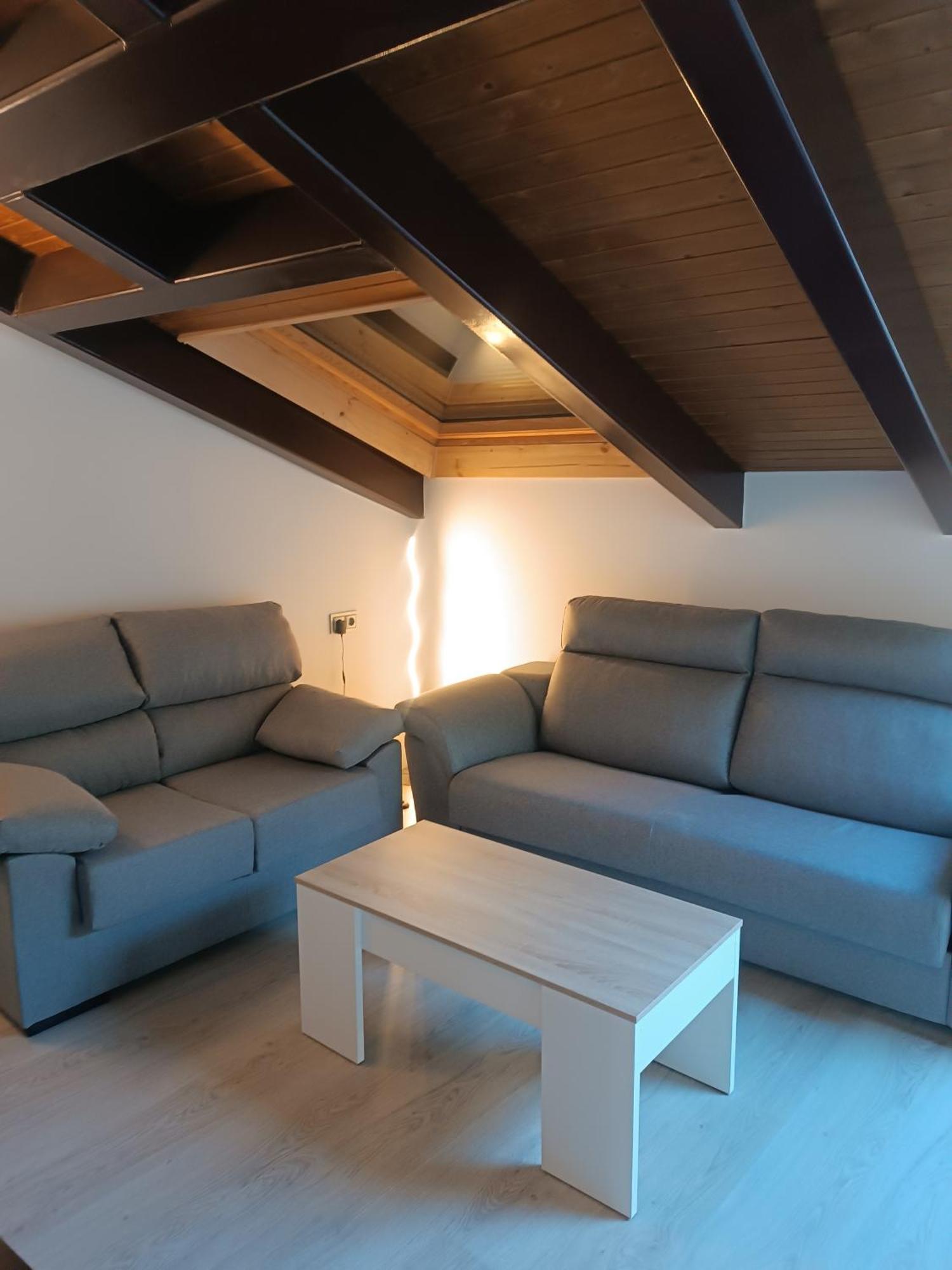 Apartamentos Turisticos Avila Puerta De La Santa 2-1 Экстерьер фото